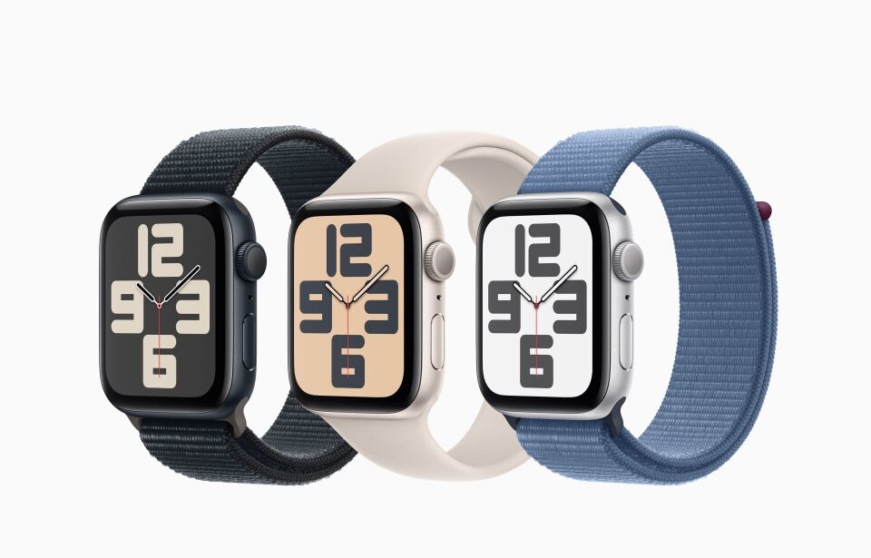 Apple Watch SE GPS 44mm Gece Yarısı Alüminyum Kasa ve Gece Yarısı Spor Loop - MREA3TU/A