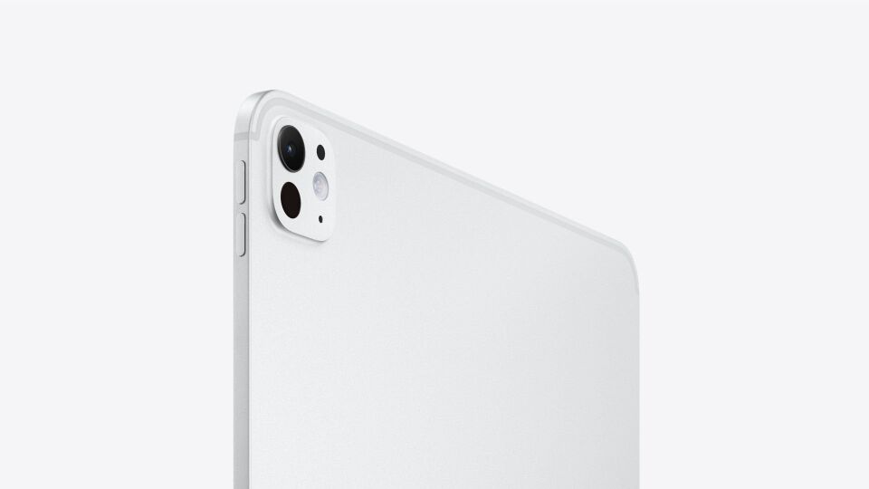 ipad pro  11 inç model M4 wifi Ultra Retina XDR ekran, 256 gb  standart cam, gümüş