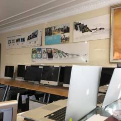 2.6 GHz 6 çekirdekli 9. nesil Intel Core i7 işlemci, 4.5 GHz’e kadar Turbo Boost 16 GB 2666 MHz DDR4 bellek 4 GB GDDR6 belleğe sahip AMD Radeon Pro 5500M 1 TB SSD depolama True Tone özelliğine sahip 16 inç Retina ekran Dört adet Thunderbolt 3 bağlantı nok