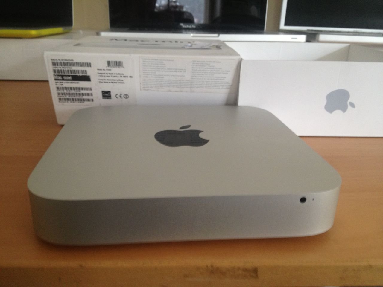 2.el 2011 Ortası MC815LL/A apple Mac mini intel 2.3Ghz Core i5 Cpu 4Gb Ram 320Gb hdd Intel HD3000 Graphics Ekran kartı Sadece Cihaz Verilecektir