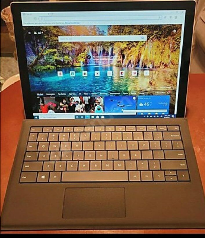 Microsoft Surface Pro 5 i5 İşlemci Klavyeli