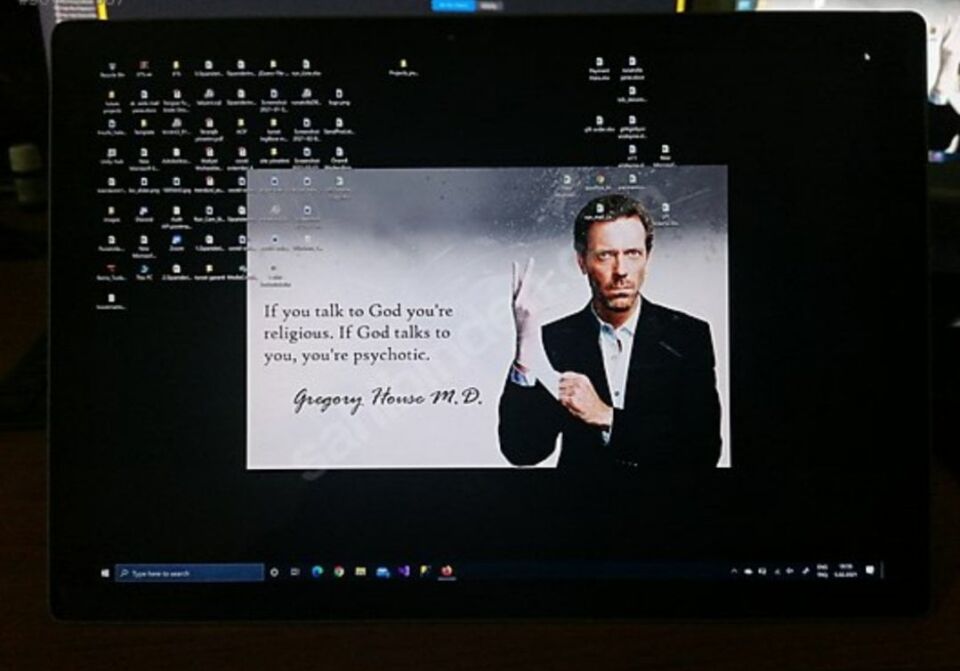 Microsoft Surface 4 - i7 16gb ram 250 M2 SSD