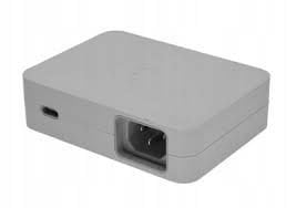 2.el Apple 150w Cinema Display adaptör  Apple Cinema Display 23'' ve 30'' ile çalışır.  Temiz ve çalışır durumda.  Güç kablosu dahil.    611-0390 / ub661-3356 Power Adapter ( 150 Watt 24,5 V 6,12 AMPER )