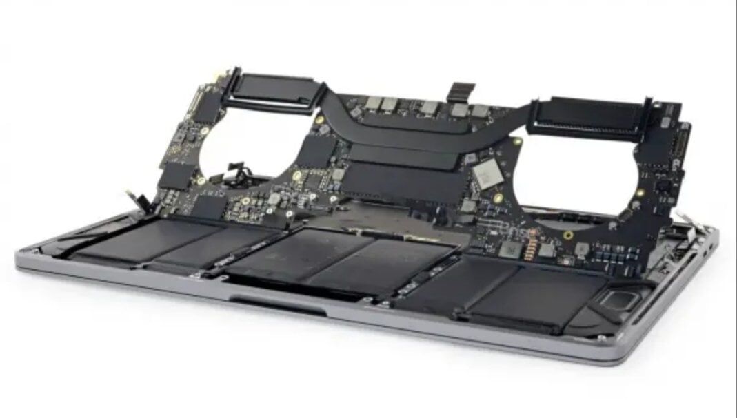 A1707 anakart çekirdek i7  2.7GHz 820-00281-A Macbook Pro 16GB , 512GB  ( 2016 2017)