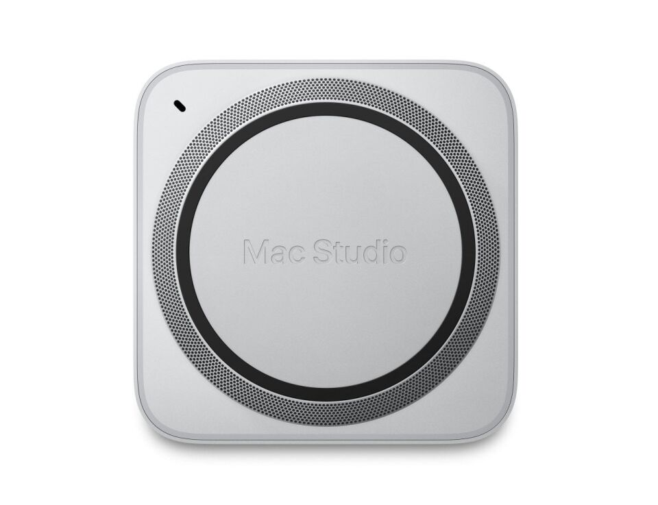 Mac Studio 10 çekirdekli CPU’ya, 24 çekirdekli GPU’ya ve 16 çekirdekli Neural Engine’a sahip Apple M1 Max çip 32 GB birleşik bellek 512 GB SSD depolama Ön: İki adet USB-C bağlantı noktası, bir adet SDXC kart yuvası Arka: Dört adet Thunderbolt 4 bağlantı n