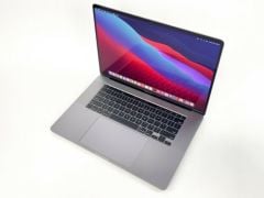 2. el  MacBook Pro (16 inç, 2019)  2.4 GHz 8 çekirdekli 9.nesil  i9 ,  32 GB  ram, 4 tb ssd flsh ,  8 GB GDDR6 belleğe sahip AMD Radeon Pro 5500M ,  Q Türkçe Klavye,  pil devir : 60  1 nisan 2023’e  kadar Apple TR garantili