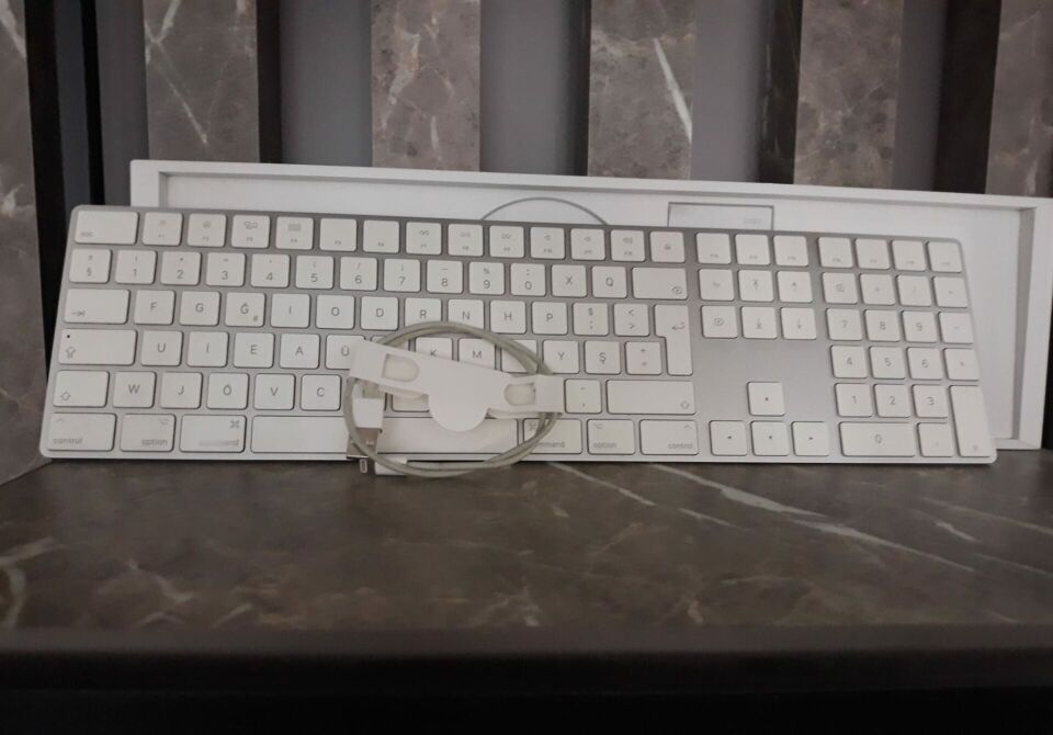 Apple Magic Keyboard Numerik uzun, kablosuz F Türkçe