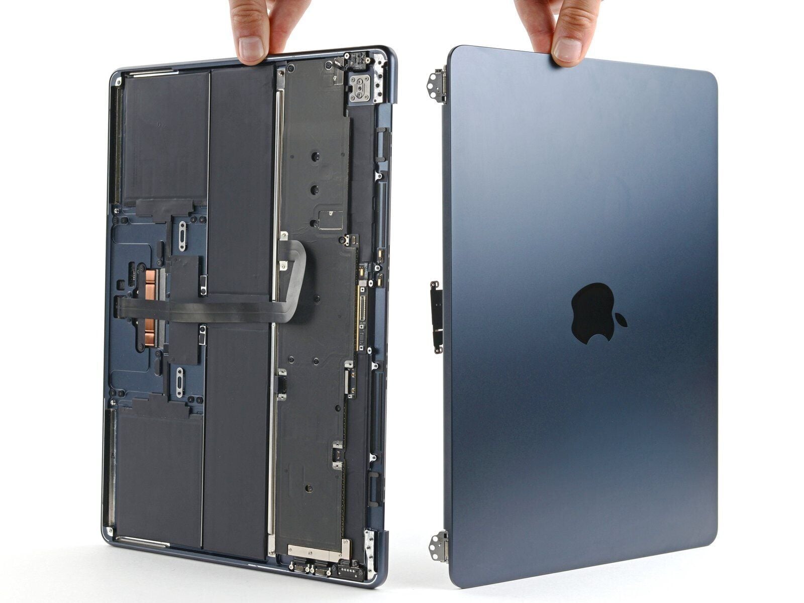 2. el Macbook Air (15 inç, M2, 2023) stl starlight   A2941    15''   lcd  sıfır  sayılır   2-3  saat  montaj dahil eski lcd   bizde kalacaktır