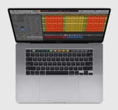 16 inç MacBook Pro’nuzu kişiselleştirin - Gümüş ve Uzay Grisi 2.4 GHz 8 çekirdekli 9. nesil Intel Core i9 işlemci, 5.0 GHz’e kadar Turbo Boost 64 GB 2666 MHz DDR4 bellek 8 GB GDDR6 belleğe sahip AMD Radeon Pro 5500M 8 TB SSD depolama True Tone özelliğine 