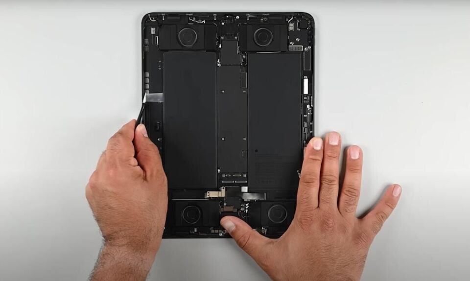 ipad air m3 11''   a3266   anakart  tamiratı
