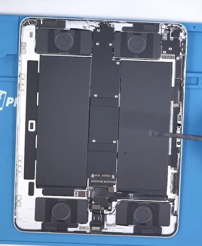 ipad air m3 11''   a3266   anakart  tamiratı