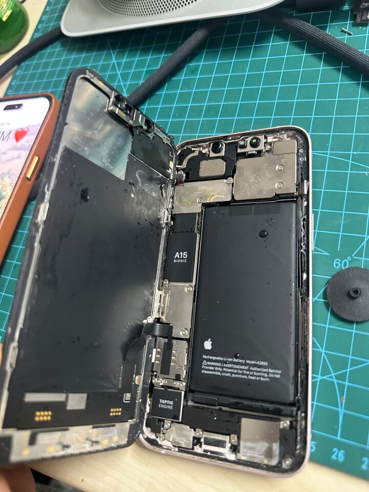 iphone   15  pro max  arka cam değişimi