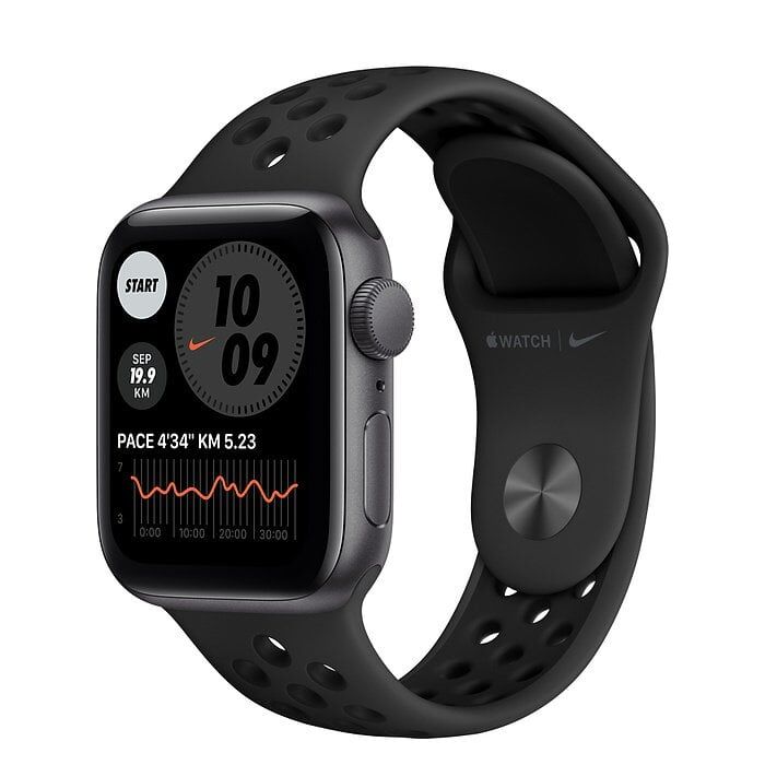 Apple Watch Nike Uzay Grisi ve gümüş rengi  40 mm Alüminyum Kasa ve Nike Spor Kordon  Hafif özellikteki alüminyum kasa, uzay endüstrisi standartlarında %100 geri dönüştürülmüş bir alaşımdan üretiliyor.  Nike Spor Kordon, dayanıklı ve yüksek performanslı f