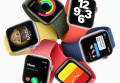 Apple Watch Nike Uzay Grisi ve gümüş rengi  44 Alüminyum Kasa ve Nike Spor Kordon  Hafif özellikteki alüminyum kasa, uzay endüstrisi standartlarında %100 geri dönüştürülmüş bir alaşımdan üretiliyor.  Nike Spor Kordon, dayanıklı ve yüksek performanslı flor